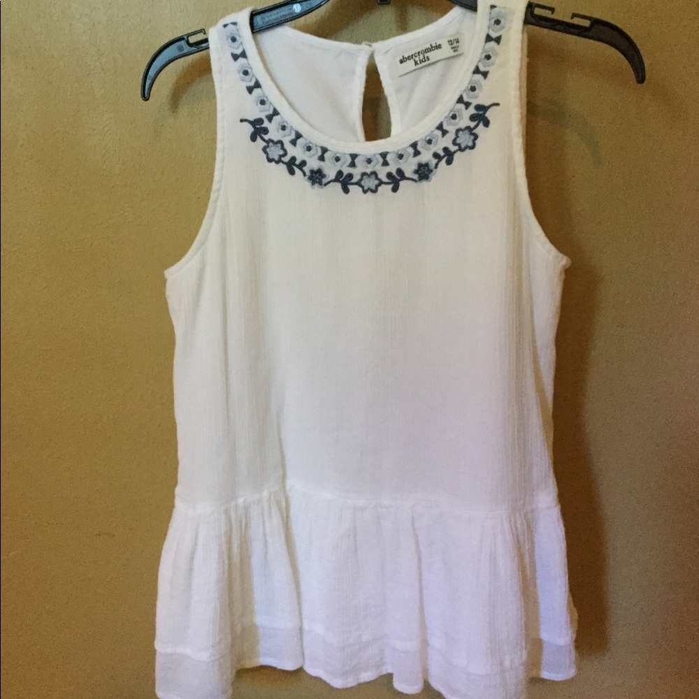 Abercrombie Kids white cotton top with lining.